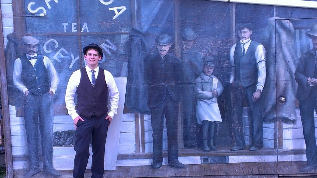 Lacombe Mural Tour